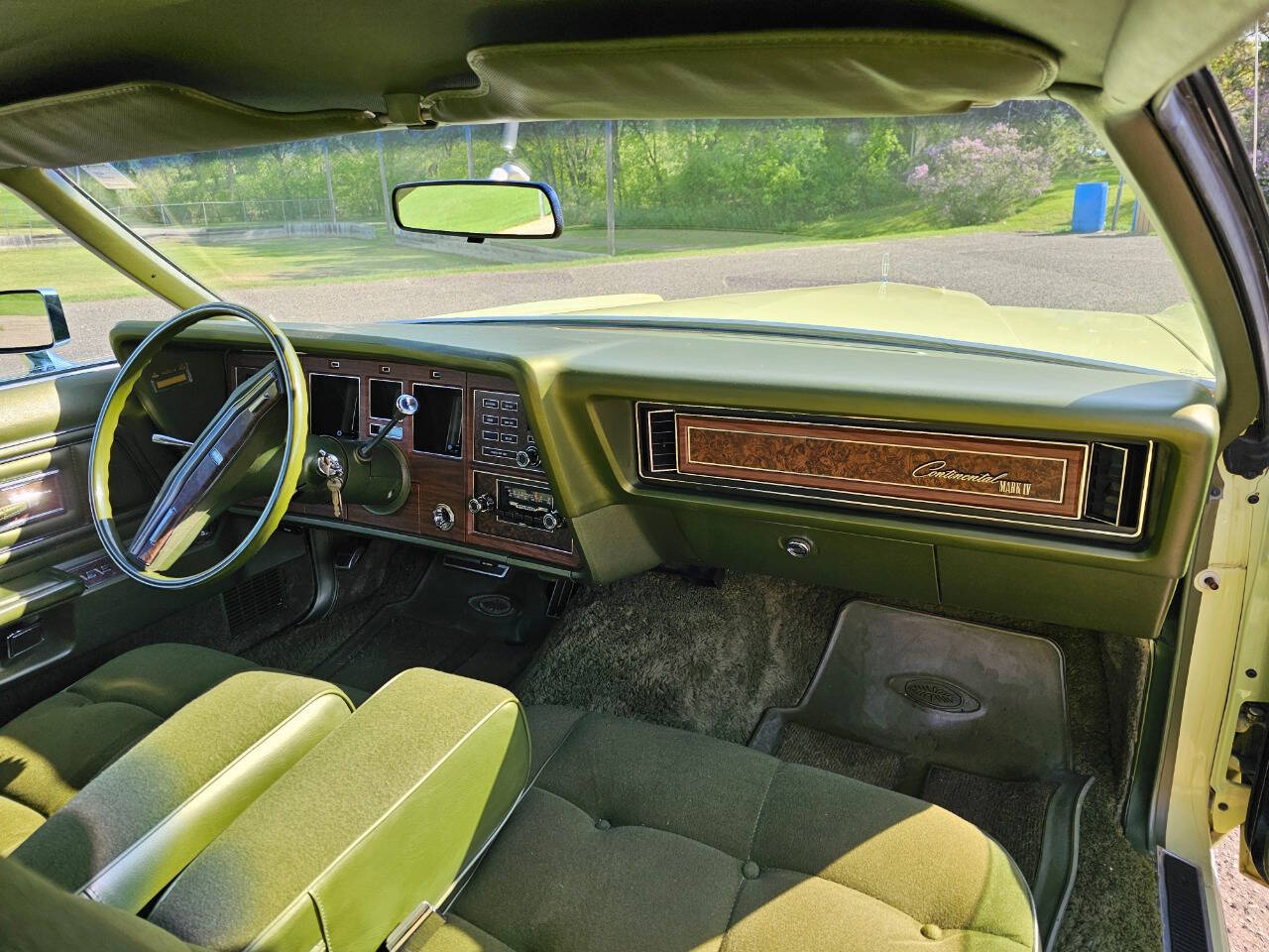 1975 Lincoln Mark IV 164