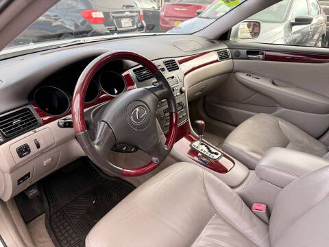 2004 Lexus ES 330