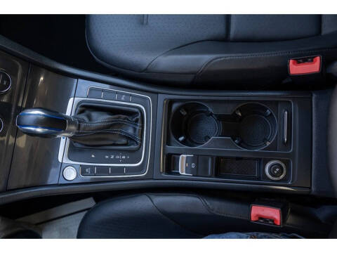 2017 Volkswagen e-Golf SEL Premium