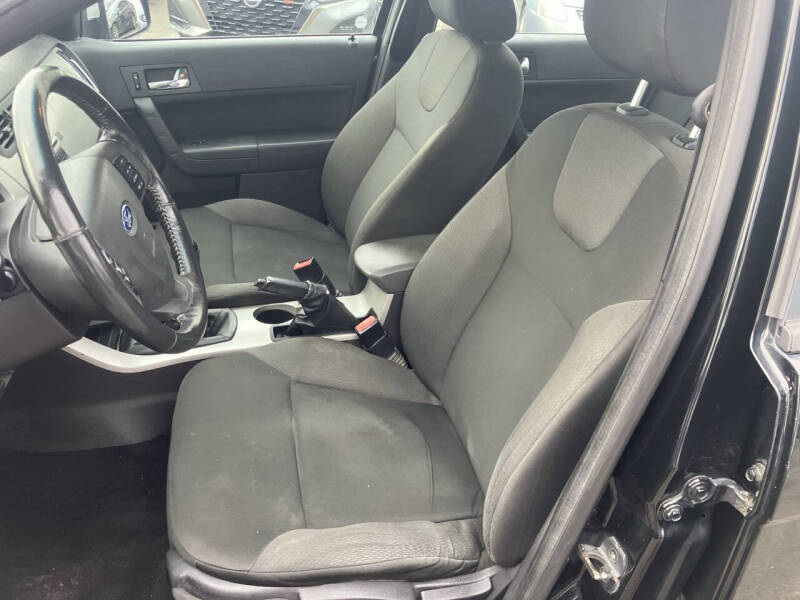 2008 Ford Focus SES