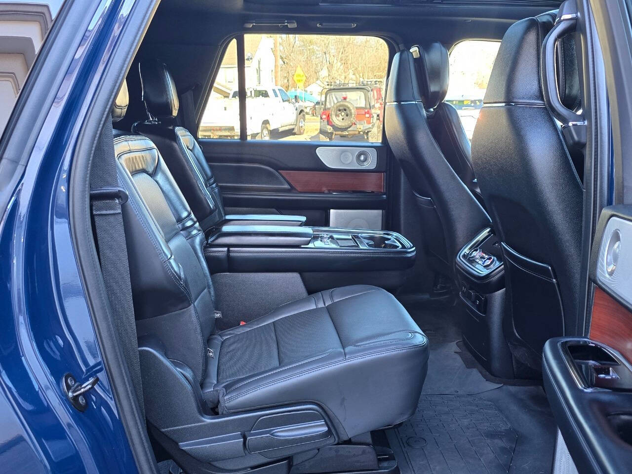 2020 Lincoln Navigator L for sale at Thompson Car and Truck in Baptistown, NJ