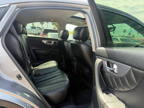 2011 Infiniti FX35