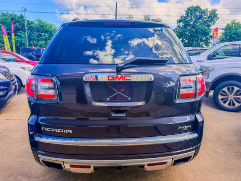2015 GMC Acadia Denali