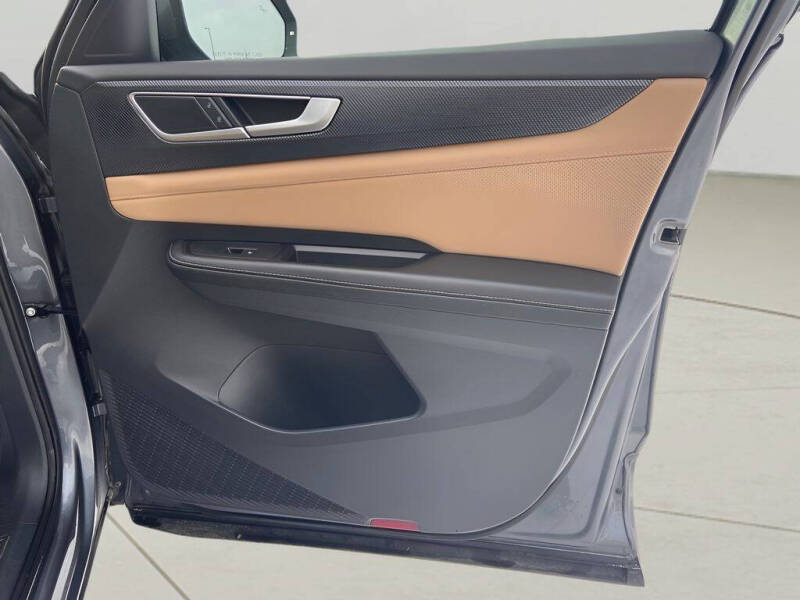 2024 Volkswagen Atlas Cross Sport SEL R-Line 4Motion