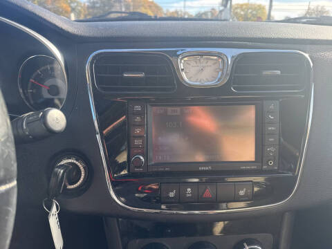 2012 Chrysler 200 Limited