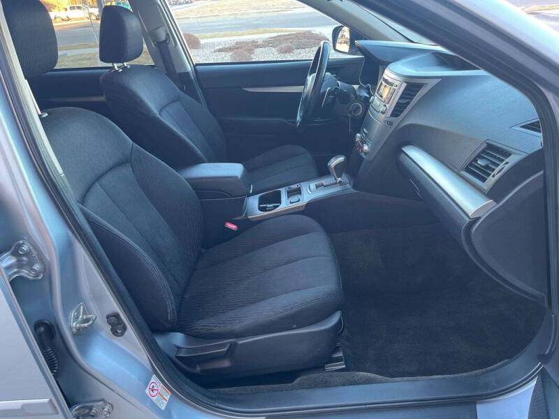 2012 Subaru Outback 2.5i Premium