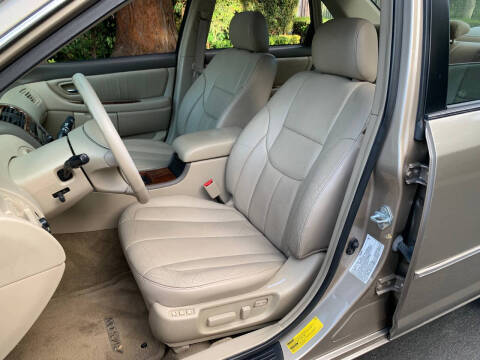 2000 Toyota Avalon XLS