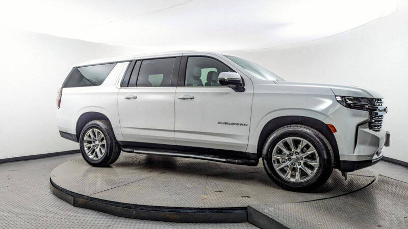 2023 Chevrolet Suburban Premier