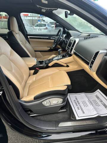 2016 Porsche Cayenne