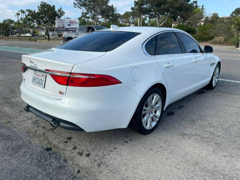 2017 Jaguar XF 35t