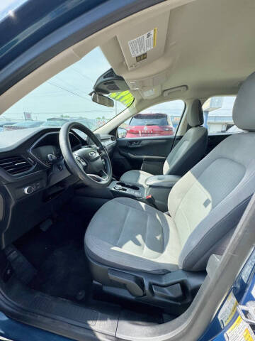 2020 Ford Escape S