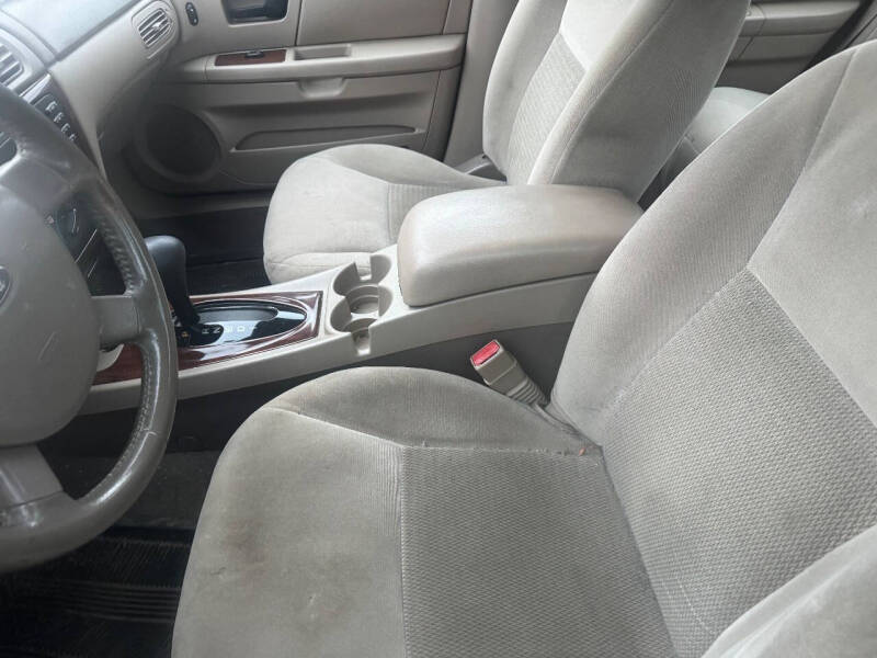 2006 Ford Taurus SEL
