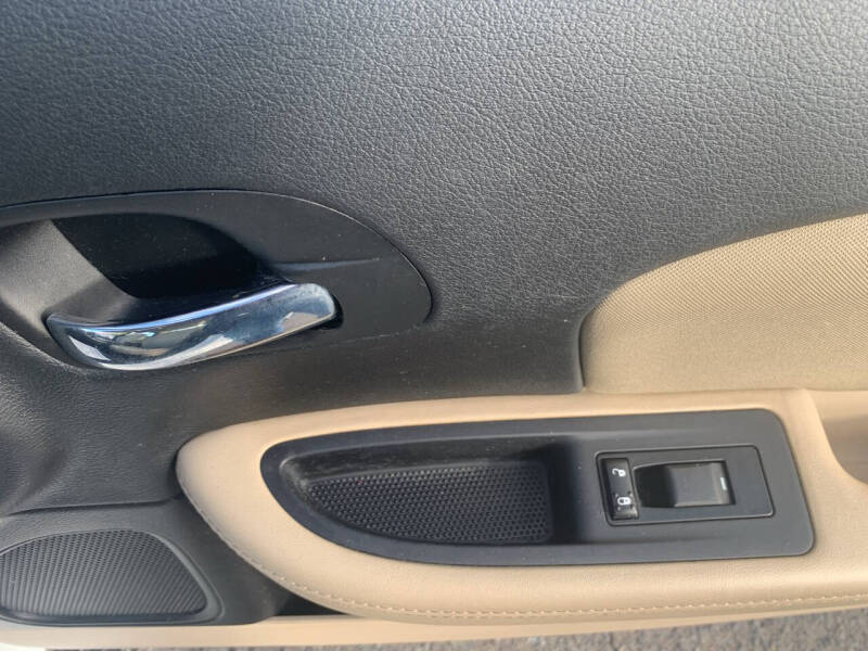 2013 Chrysler 200 Touring