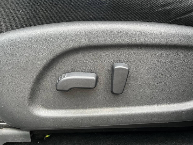 2017 Nissan Pathfinder SV