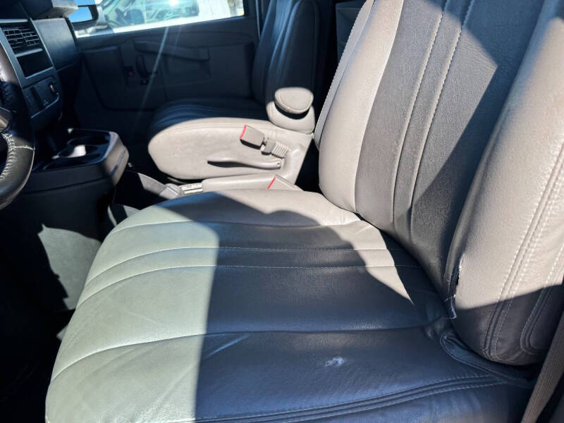 2016 Chevrolet Express 3500