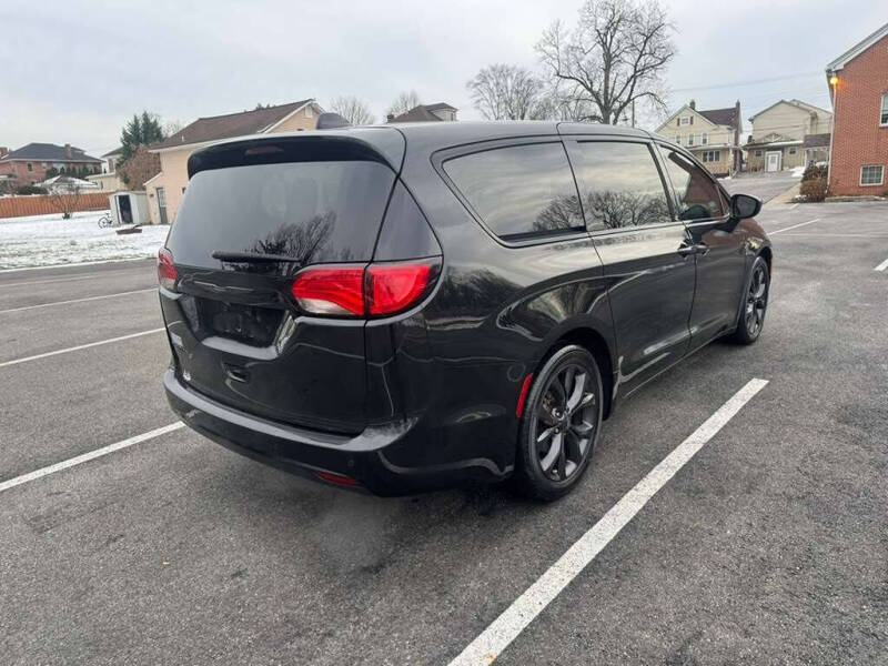 2019 Chrysler Pacifica Touring Plus