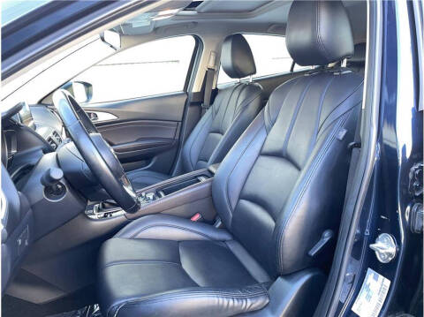 2017 Mazda MAZDA3 Touring 2.5