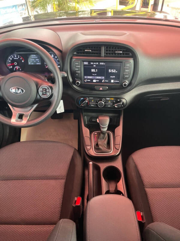 2022 Kia Soul LX