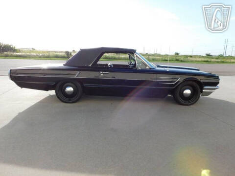 1965 Ford Thunderbird