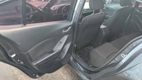 2016 Mazda MAZDA3 i Touring