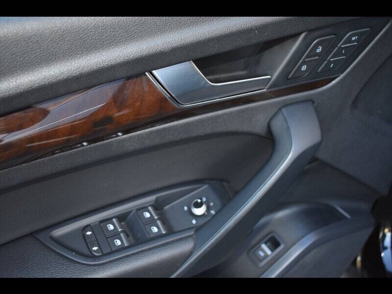 2019 Audi Q5 quattro Premium 45 TFSI