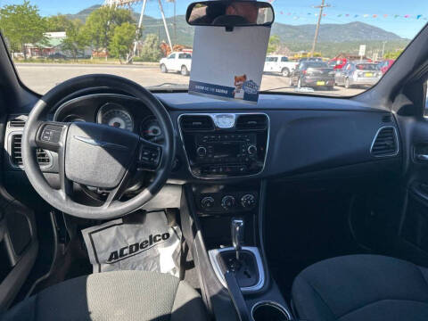 2011 Chrysler 200 LX