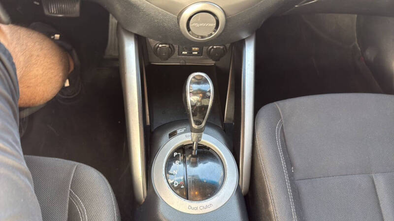 2017 Hyundai Veloster