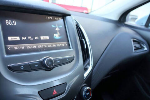 2017 Chevrolet Cruze LT Auto