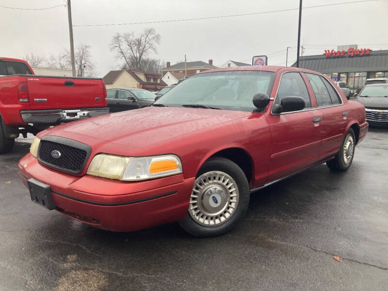 1999 Ford Crown Victoria for sale at Savannah Motors in Belleville IL