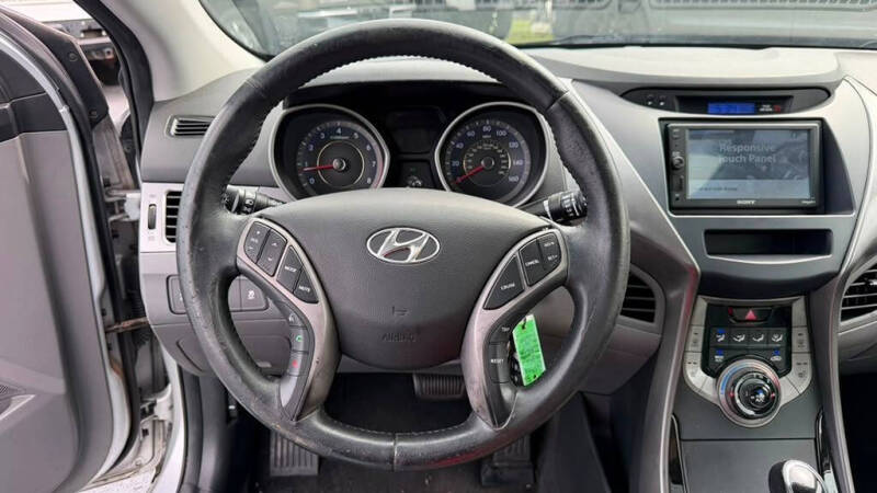 2013 Hyundai Elantra Limited