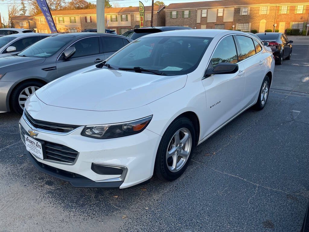 2018 Chevrolet Malibu for sale at INTEGRITY AUTO in Dothan, AL