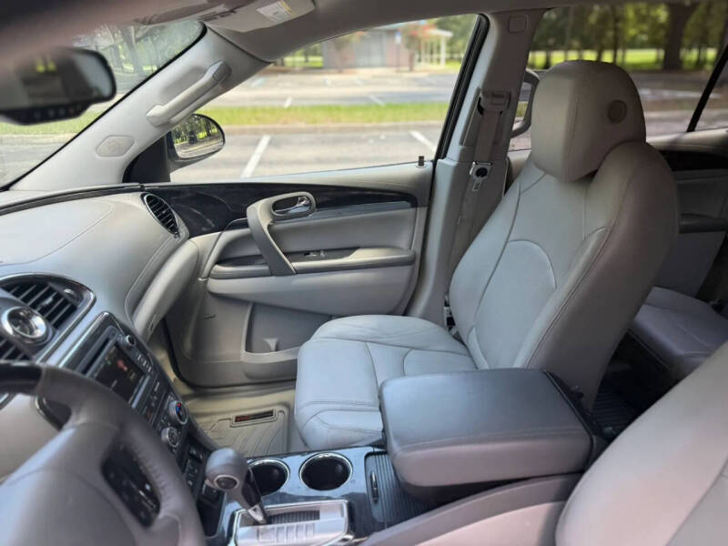 2017 Buick Enclave Leather