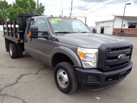 2012 Ford F-350 Super Duty for sale at John's Auto Mart in Kennewick WA