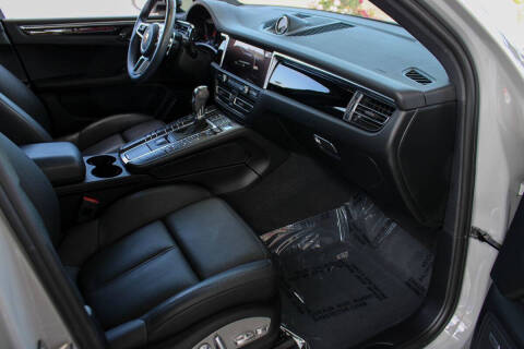 2021 Porsche Macan