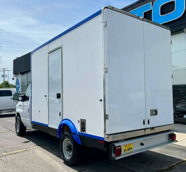 2023 Ford E-Series
