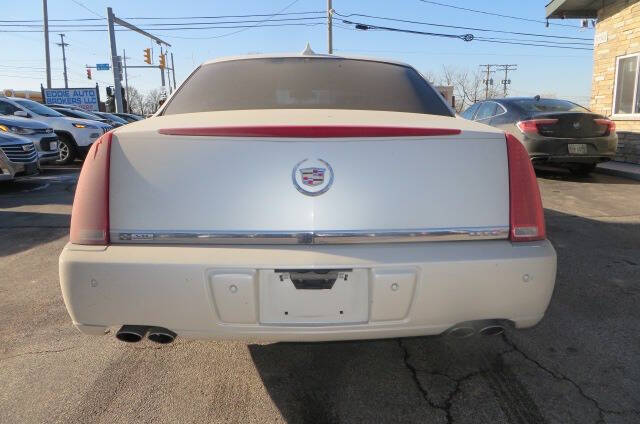 2010 Cadillac DTS Luxury Collection