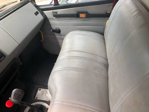 1999 Freightliner FL70