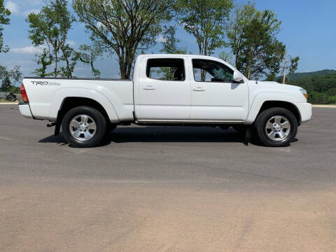 2007 Toyota Tacoma for sale at Tennessee Valley Wholesale Autos LLC in Huntsville AL