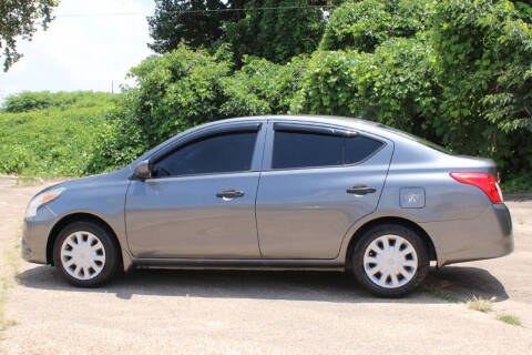 2018 Nissan Versa