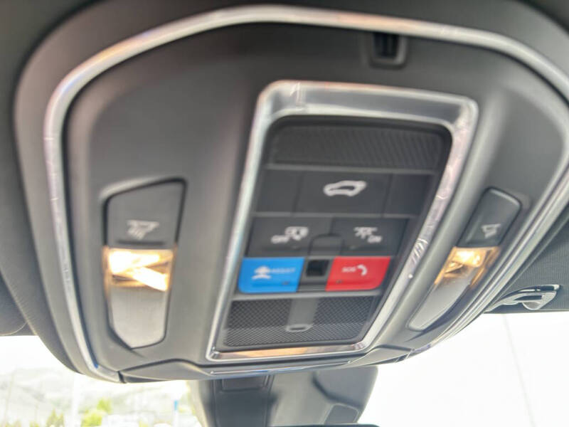 2023 Jeep Wagoneer L Series II