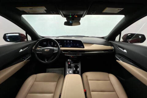 2024 Cadillac XT4 Luxury