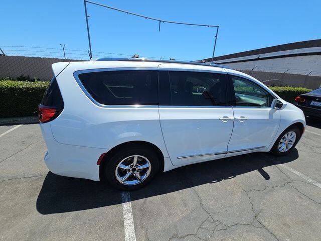 2019 Chrysler Pacifica Touring L