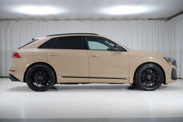 2024 Audi SQ8 4.0T quattro Premium Plus