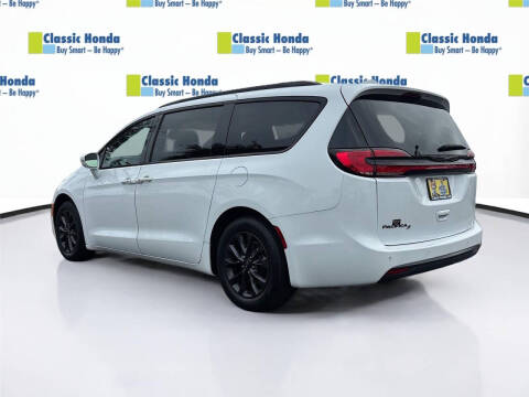 2021 Chrysler Pacifica Touring