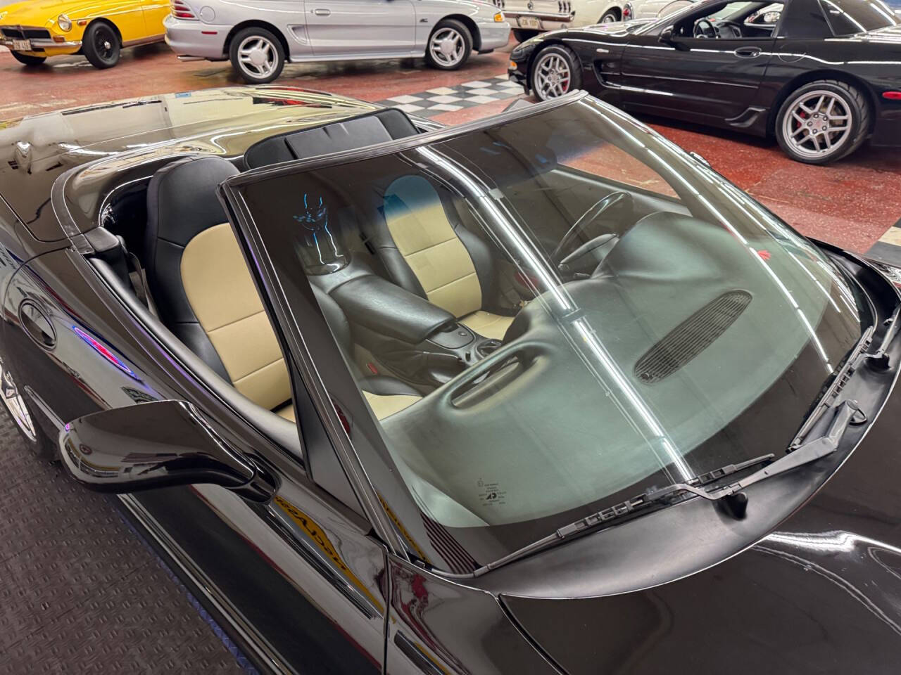 2000 Chevrolet Corvette 18