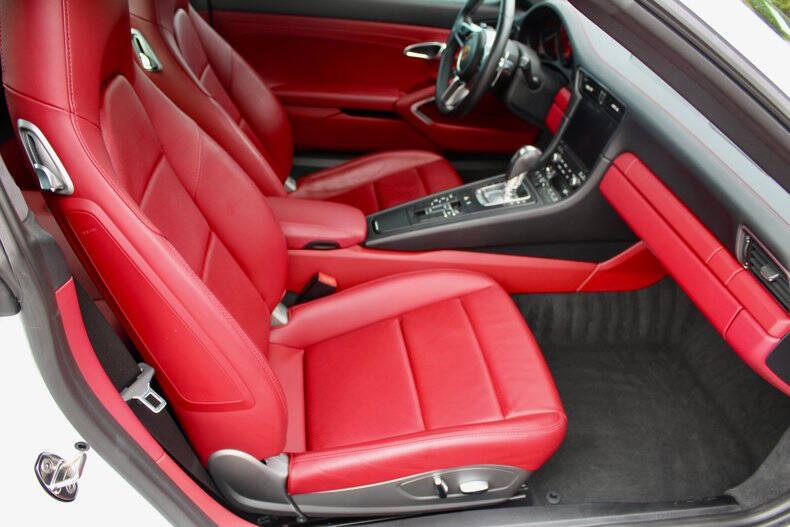 2018 Porsche 911