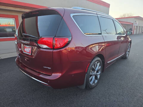 2017 Chrysler Pacifica Limited