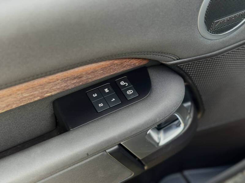 2017 Land Rover Discovery HSE