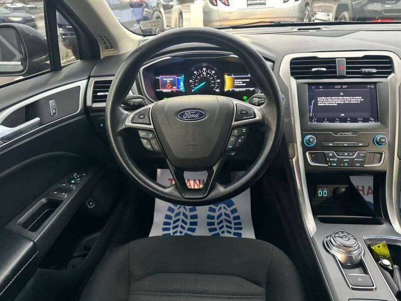 2019 Ford Fusion Hybrid SE