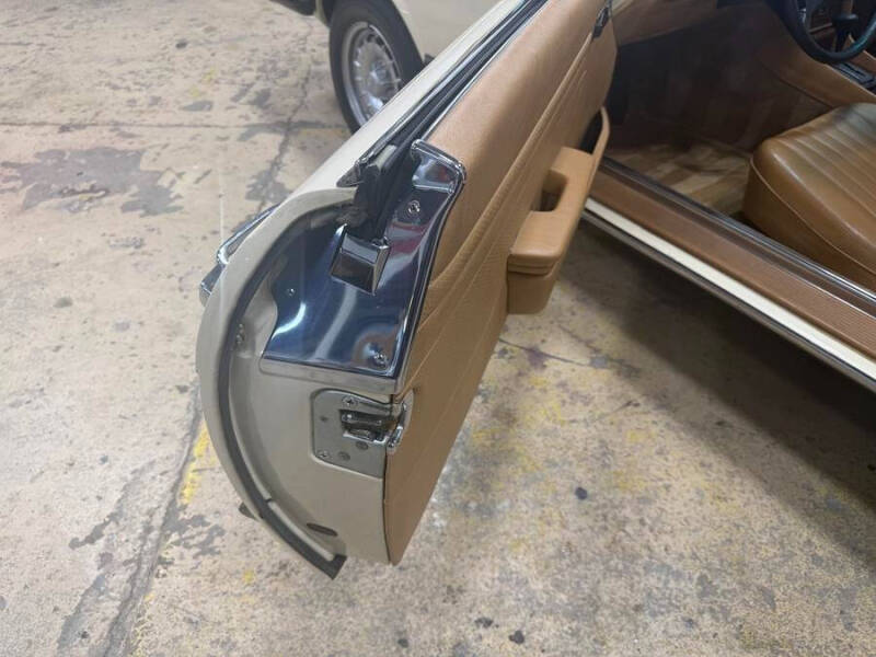 1980 Mercedes-Benz 450-Class